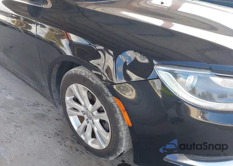 2015 Chrysler 200 Limited z USA, uszkodzony, nr VIN 1C3CCCABXFN557827